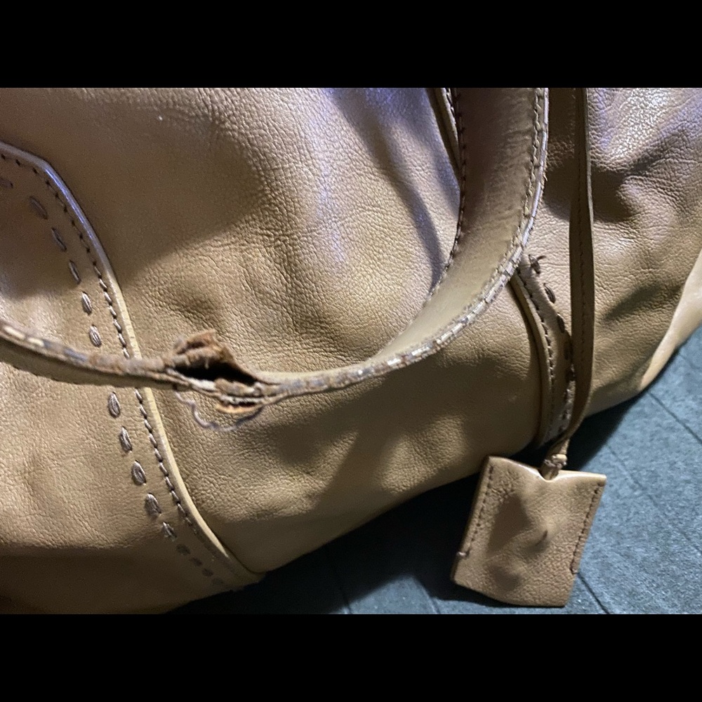 Authentic YSL Yves Saint Laurent Muse Purse - Picture 8 of 16